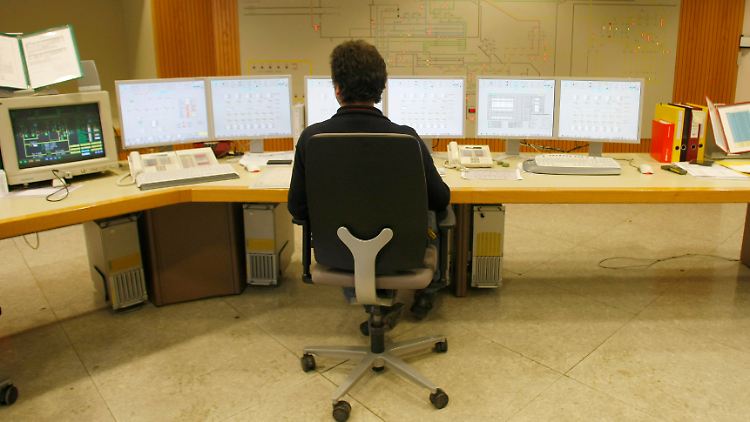 "Rasch wachsender Markt für Energieeffizienz": Eon wandelt sich zum Stromproduzenten, der Kunden beim Sparen helfen will.