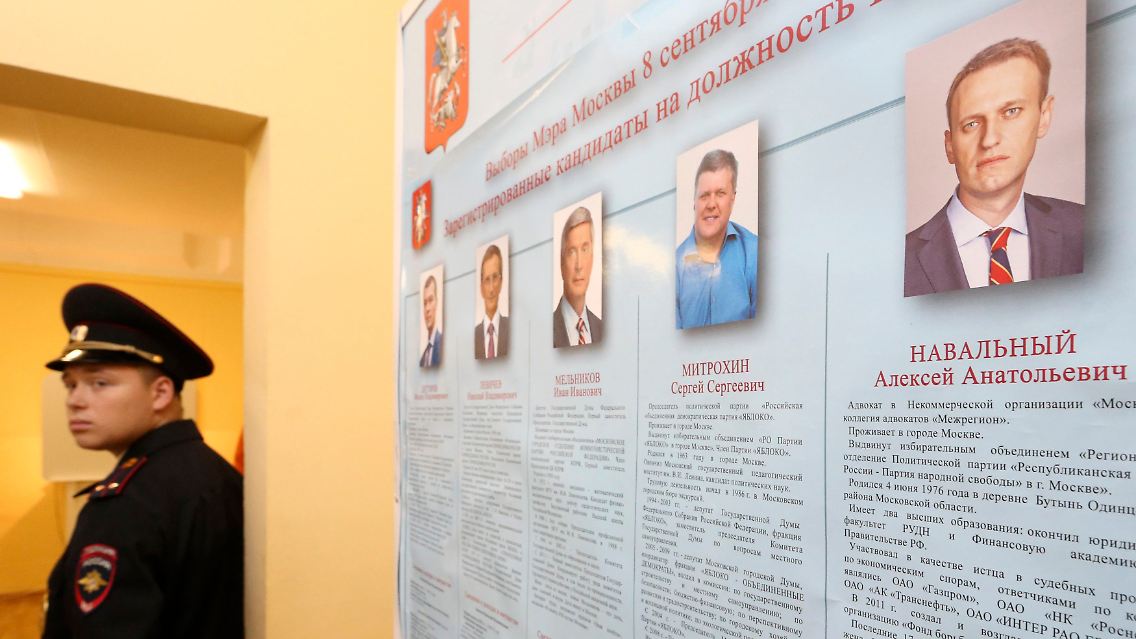 2013-09-08T082932Z_771883148_GM1E99819PE01_RTRMADP_3_RUSSIA-MOSCOW-ELECTION.JPG8566278201345533249.jpg