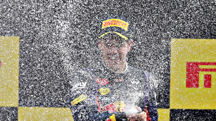 Unter Pfiffen feierte Sebastian Vettel seinen Sieg in Monza.