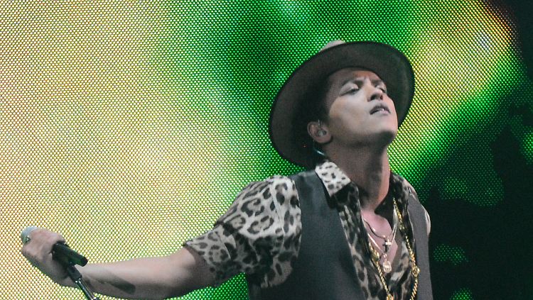 Bruno Mars beim Auftritt bei den MTV Video Music Awards in New York.