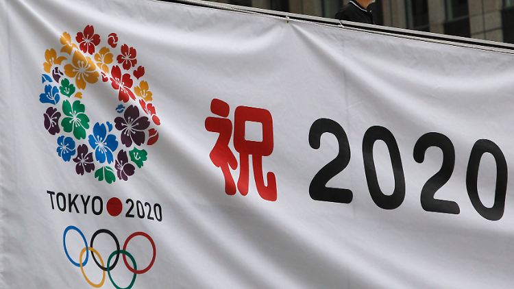 Jubelstimmung auf dem japanischen Parkett nach der IOC-Entscheidung.