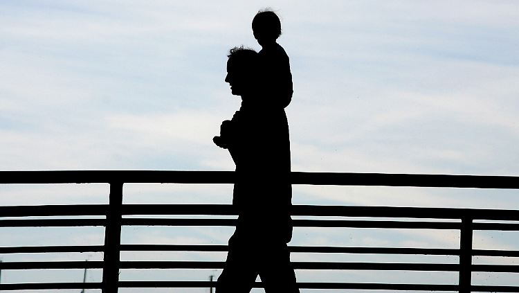 Kinder engagierter Väter sind erfolgreicher. Das hatten bereits frühere Studien ergeben.