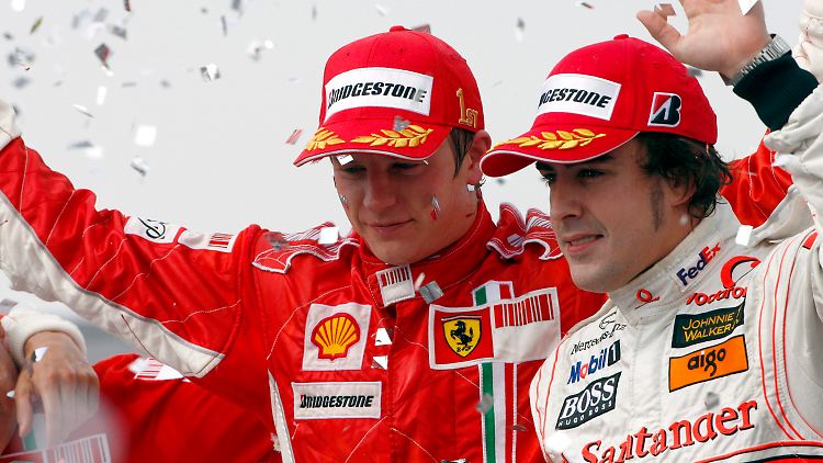 Das wird ein Spaß: Die Herren Alonso und Räikkönen sind demnächst Kollegen.