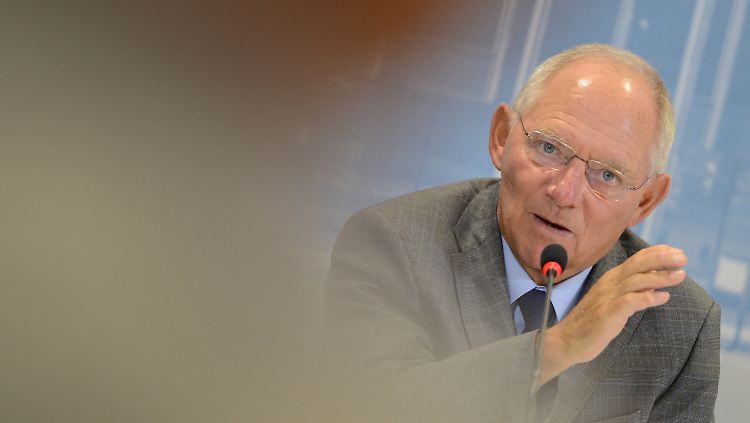Finanzminister Schäuble will der SPD offenbar entgegenkommen.