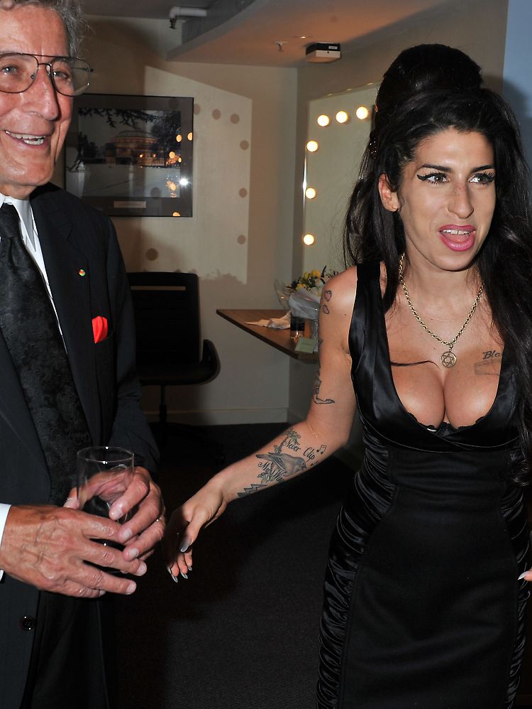 winehouse.jpg