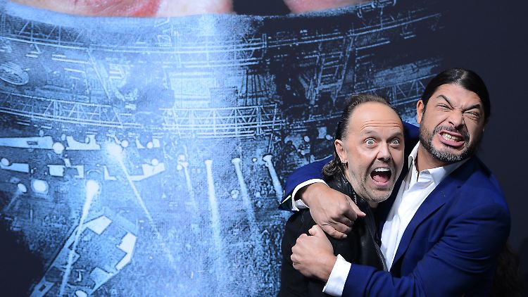 Schlagzeuger Ulrich (l.) und Bassist Trujillo: Nach all den Jahren necken sie sich noch.