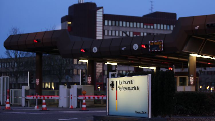 Mehr Kompetenzen für die Zentrale: Das Bundesamt für Verfassungsschutz soll gegenüber den Landesämtern gestärkt werden.