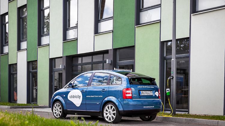 Die Berliner Firma Ubitricity will mit ihrer Technik die Elektromobilität revolutionieren.