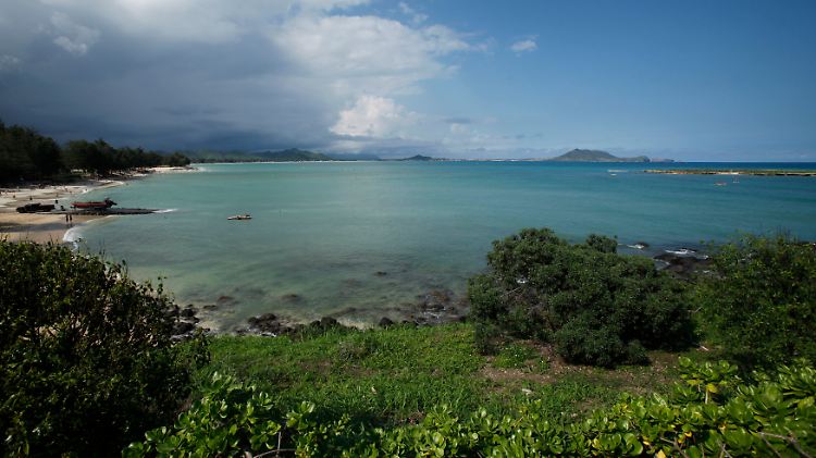 Kailua Bay auf Hawaii: Die Computerpanne bei United Continental schont die Urlaubskasse.