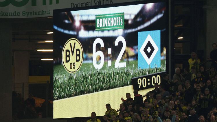 Der Endstand in Dortmund. Kaum zu glauben, dass der HSV zwischenzeitlich ein 0:2 aufgeholt und ausgeglichen hatte.