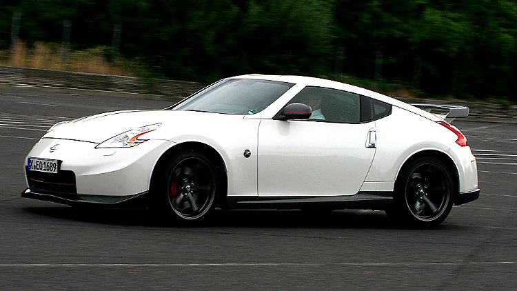 Kerniger Sportsmann: Der 370 Z lockt mit günstigem Preis-/Leistungsverhältnis.