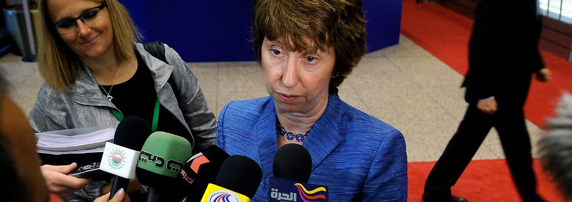 Nach den Worten von EU-Außenministerin Ashton stehen alle 27 Mitgliedstaaten geschlossen hinter den Sanktionen.