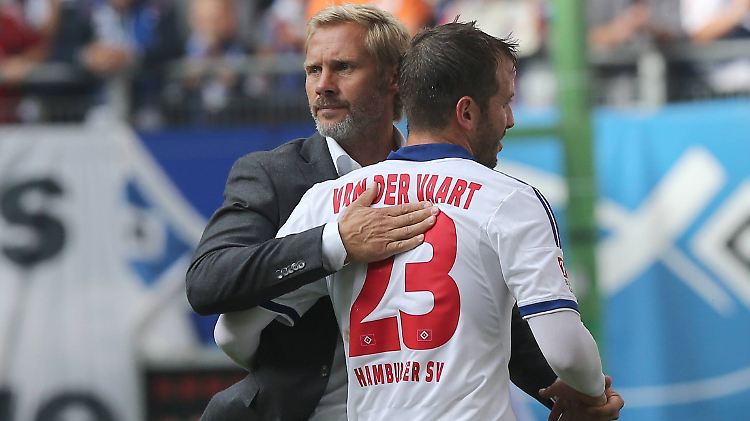 "Ich dachte, dass der Coach auch gegen Werder auf der Trainerbank sitzen würde." Sagt Rafael van der Vaart über seinen Ex-Trainer Thorsten Fink.