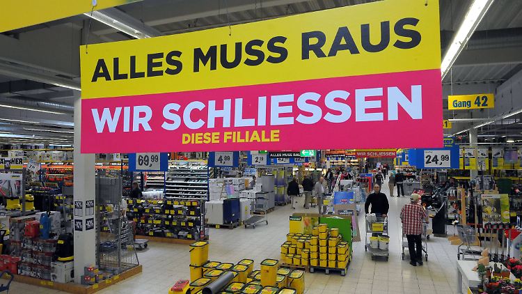 Ausverkauf in einem Rostocker Praktiker-Markt.