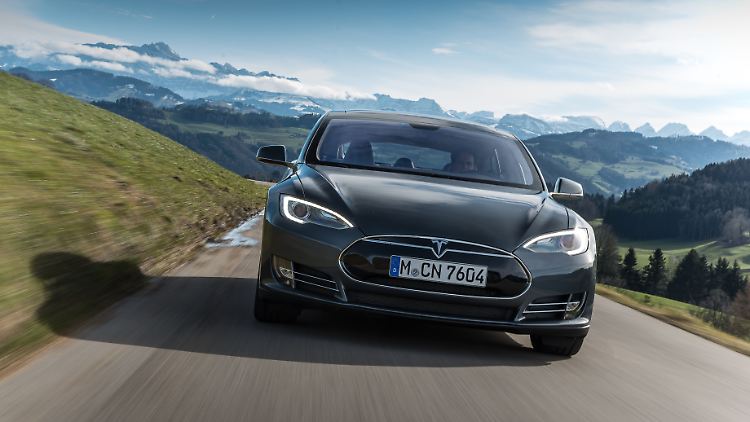 Die Tesla-Erfolgsgeschichte bekommt einen empfindlichen Kratzer. 