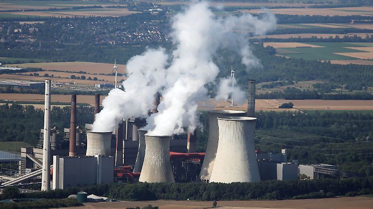 RWE-Braunkohlekraftwerk Neurath