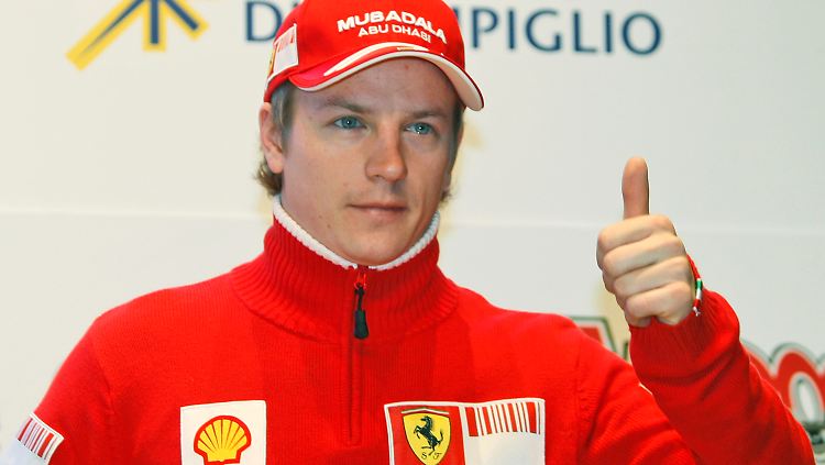 Kimi Räikkönen (Archivfoto 2009) ist ein schneller Fahrer - das reicht nicht für Ferrari, findet Jacques Villeneuve.