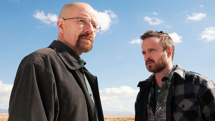 Bryan Cranston (llinks) und Aaron Paul in "Breaking Bad."  