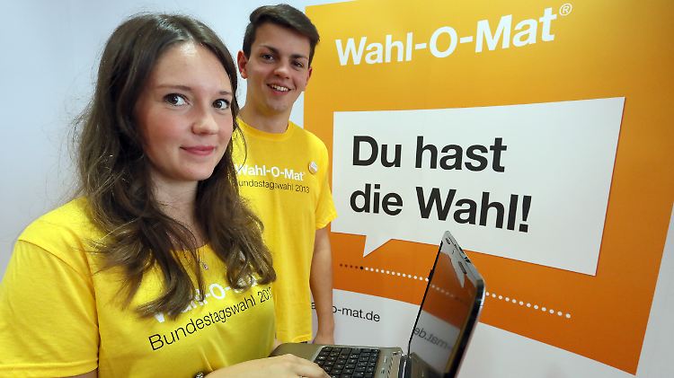Der Wahl-O-Mat ermittelt zwischen 28 Parteien und durch 38 Thesen, welche der zugelassenen Parteien der eigenen Position am nächsten steht.