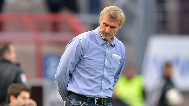 Rudi Bommer konnte Cottbus nicht nach vorne bringen.