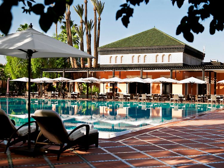 Luxuriöses Ambiente: Nicht nur am Pool sieht es im La Mamounia eine Spur schicker aus als an vielen anderen Stellen in Marrakesch.