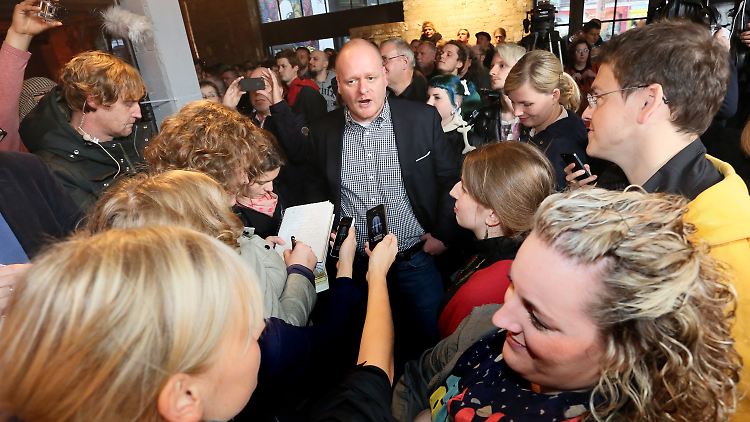 Parteichef Schlömer erklärt die Wahlpleite der Piraten.