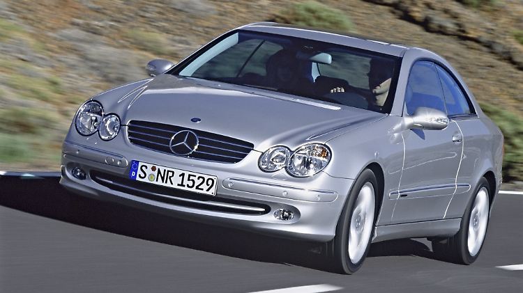 7000 Euro muss man für einen Mercedes CLK schon springen lassen.