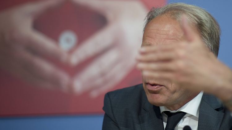 Die Raute hat ihn besiegt: Jürgen Trittin.