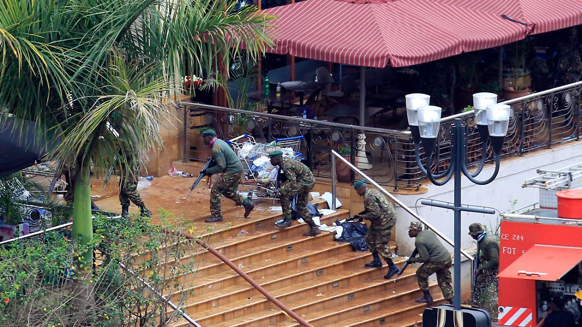 2013-09-24T093407Z_1415271875_GM1E99O1CMN01_RTRMADP_3_KENYA-ATTACK.JPG1279667208604881578.jpg