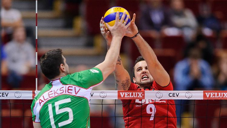 Wiedergutmachung gelungen, Einzug ins EM-Halbfinale aber verpasst: Deutschlands Volleyballer verlieren gegen Bulgarien 1:3.
