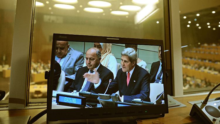 Bei der Übertragung der Generaldebatte. Kerry hatte sich mit Lawrow auch kurz zu zweit ausgetauscht.