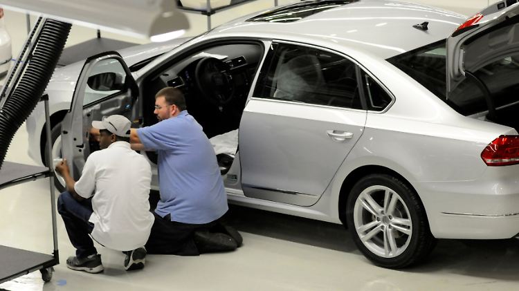 Arbeiter im VW-Werk in Chattanooga in Tennessee: Die mächtige US-Autogewerkschaft UAW versucht dort an Einfluss zu gewinnen.