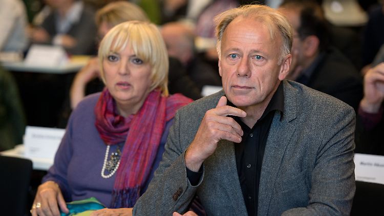 Claudia Roth hielt eine Abschieds-, Jürgen Trittin eine Verteidigungsrede.