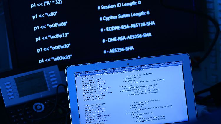 Im simulierten Szenario greifen Hacker eine EU-Militärmission an.