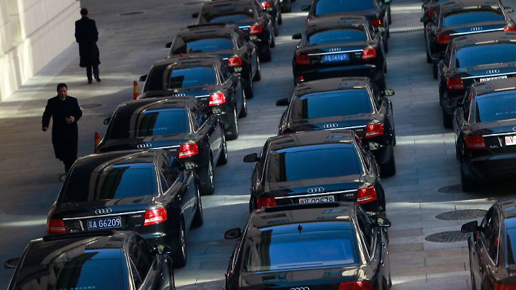 Deutsche Autobauer erfreuen sich in China großer Beliebtheit, so auch auf dem 18. Parteitag der Kommunistischen Partei im November 2012.