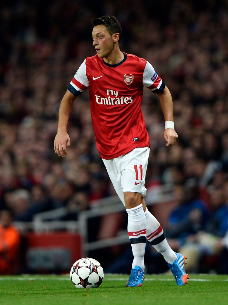 Mesut Özil ist mit seinen "Gunners" vom FC Arsenal der nächste Gegner des BVB in der Königsklasse.