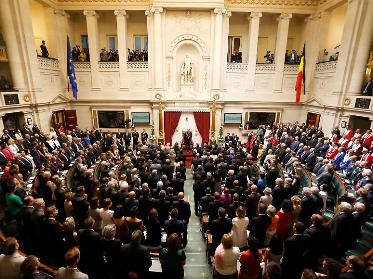 Das belgische Parlament denkt über Gesetzesreformen zur Sterbehilfe nach.