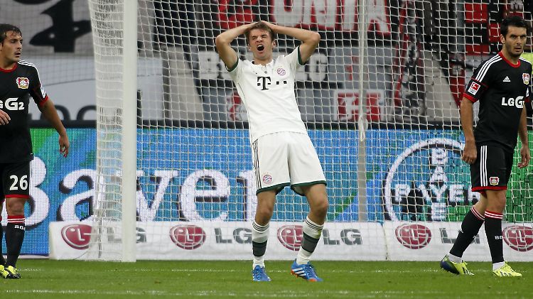 Was war das denn? Thomas Müller nach einer seiner zahlreichen vergebenen Chancen.