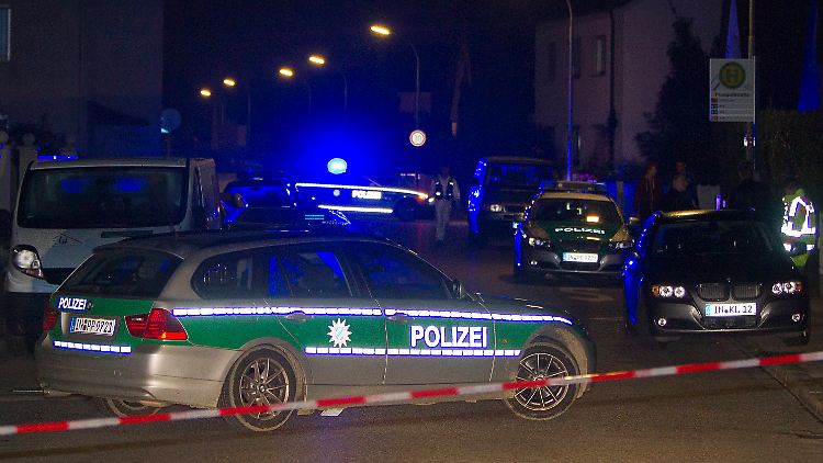 Der Mann parkte seinen Wagen direkt vor der Polizeiwache, in der er sich kurz darauf das Leben nahm.