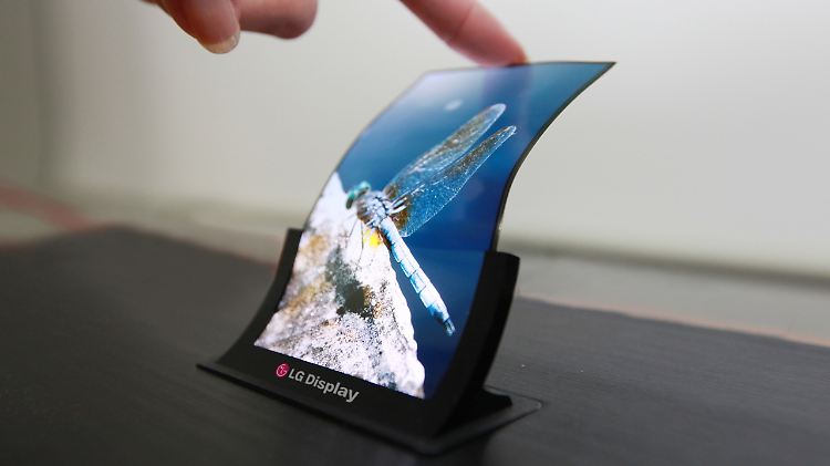 Dieser Prototyp eines flexiblen OLED-Displays ist 5,7 Zoll groß.