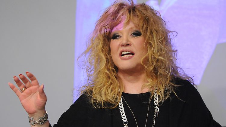 Pugatschowa, hier im Jahr 2009, gehört zum Urgestein des russischen Showbusiness.