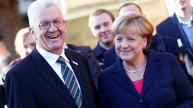 Winfried Kretschmann hält ein Plädoyer für die Kanzlerin. Seine Partei geht auf Distanz.