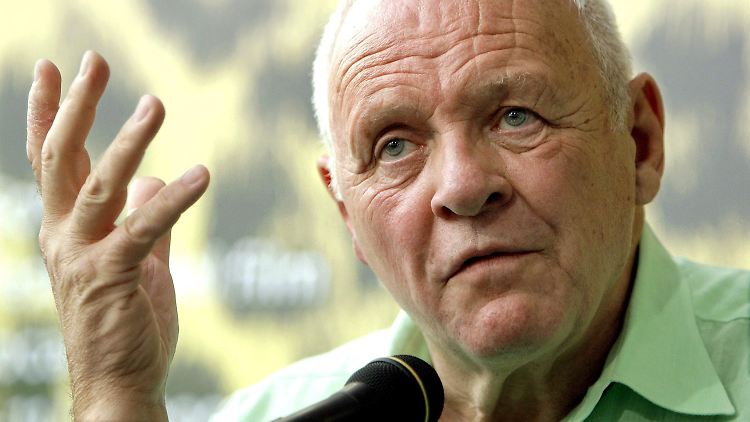 Anthony Hopkins spielt offenbar in einer neuen Rolle den Biermagnaten Heineken.