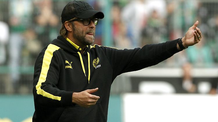 Gegen den FC Arsenal wird BVB-Coach Jürgen Klopp nicht an der Seitenlinie gestikulieren.