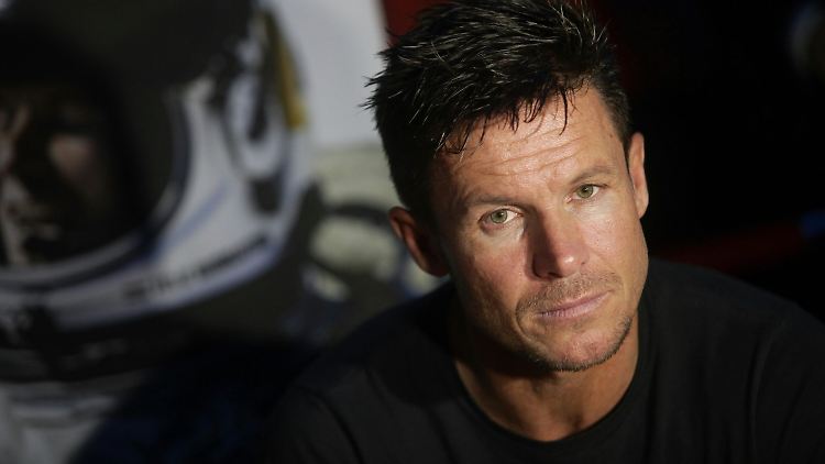 Felix Baumgartner hat eine klare Meinung zur deutschen Flüchtlingspolitik. 