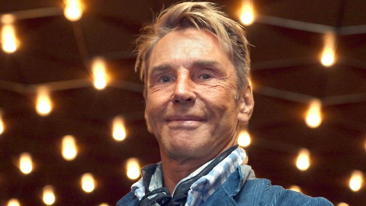 Zuletzt machte der 68-jährige Modeschöpfer mit der Kollektion "Wunderkind" auf sich aufmerksam.