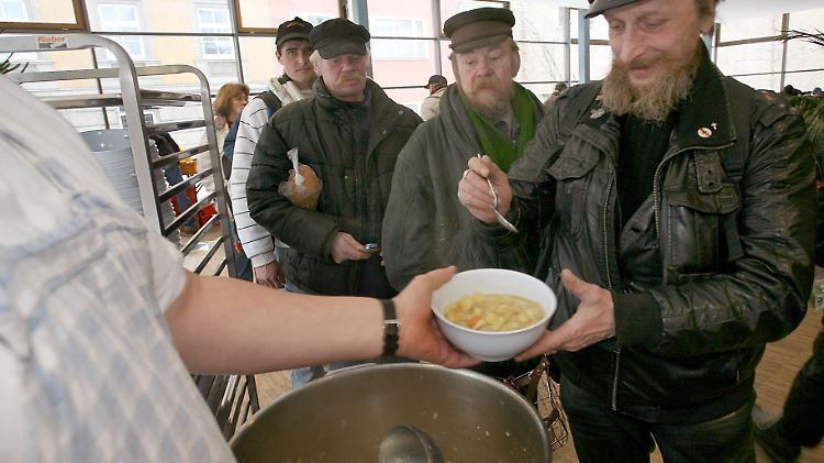 Auf die Unterstützung von Suppenküchen sind, so wie hier in Berlin, immer mehr Menschen in Europa angewiesen. 