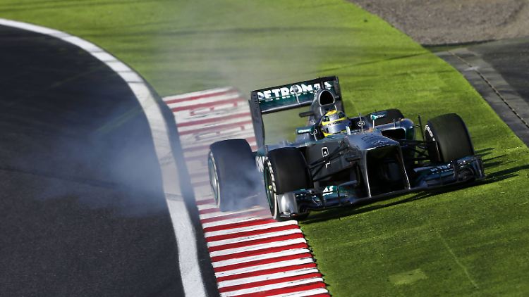 Im Kampf um Platz zwei in der Konstrukteurs-Wertung ist Mercedes in der Formel 1 vom Kurs abgekommen.