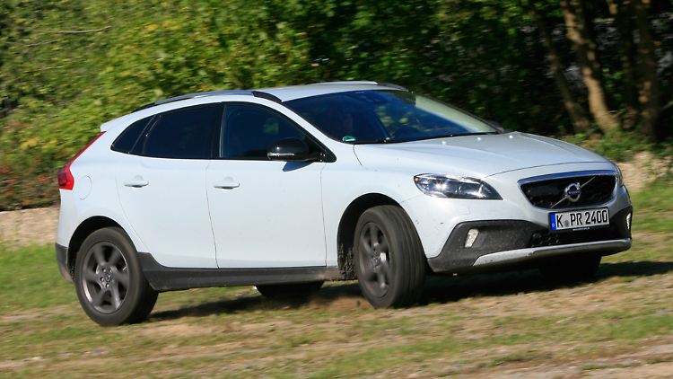 Asphalt ist nicht unbedingt nötig, doch der Cross Country ist kein Geländewagen.