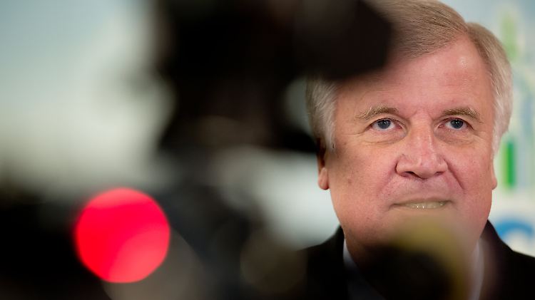 Seehofer ist ein Taktierer, das wissen alle Beteiligten.